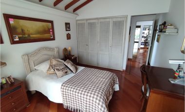 Venta casa en El Poblado sector La Calera