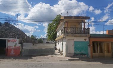 Se renta casa excelente para negocio en las 8 calles en Tizimín