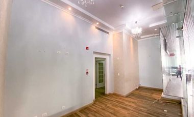 Se Alquila Lindo Local en Marbella Listo para Operar