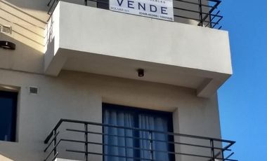 Se vende excelente departamento