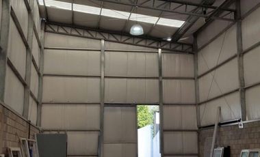 GALPON EN ZONA COMERCIAL DE PASEO MENDOZA