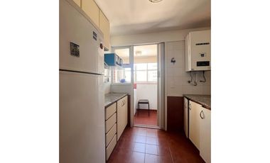 ALQUILER POR TEMPORADA - DOS AMBIENTES CON BALCÓN A LA CALLE Y WIFI