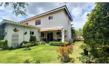 Vendo Casa en Bosques del Pacífico, Panamá Pacífico