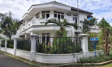 Dijual Rumah hook di Perumahan Bukit Permai Cibubur Jakarta Timur Luas Bagus Strategis Siap Huni