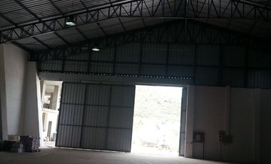 Renta Pomasqui - 2.800 m2. BODEGA