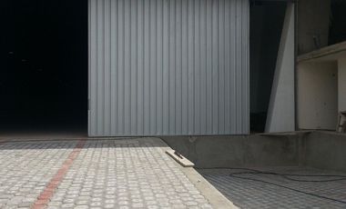 Renta Pomasqui - 2.800 m2. BODEGA
