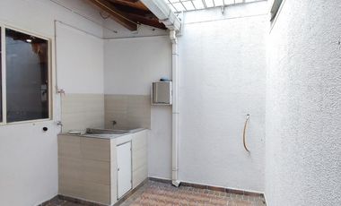 casa en venta en la palmita. Cod V2497