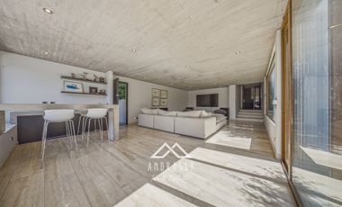 Casa en Arriendo / La Dehesa