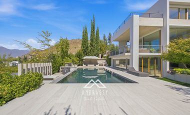Casa en Arriendo / La Dehesa