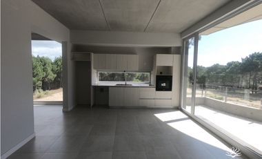 DEPARTAMENTO A ESTRENAR 3 AMBIENTES MAR Y BOSQUE