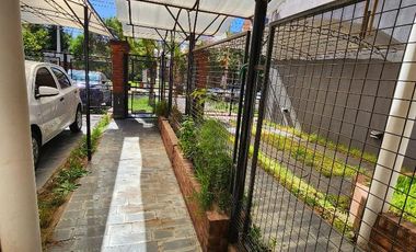 Casa en  VENTA DUPLEX MORENO 5800 WILDE