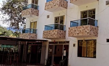 hotel en venta en cerca al parque. Cod V13285