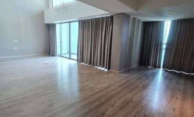 Apartemen ST Moritz Tower New Ambas 2 Lantai Semi Furnished Puri Indah Jakarta Barat
