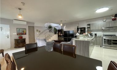 Se vende casa en Costa Verde