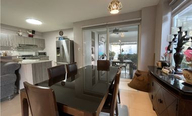 Se vende casa en Costa Verde