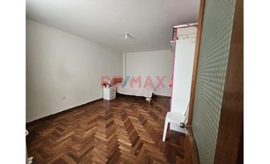 Casa En Esquina En Venta En Urb San Andres V Etapa