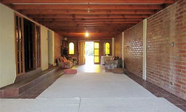 Casa en Venta en Avenida Central / Lo Cañas