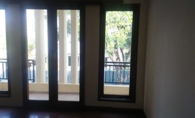 Single House dengan Kolam Renang di Cilandak & Kondisi Furnished HSE-A0588