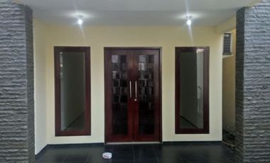 Single House dengan Kolam Renang di Cilandak & Kondisi Furnished HSE-A0588