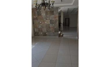 VENTA CASA EN ALBROOK