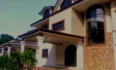 VENTA CASA EN ALBROOK