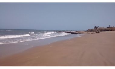Vendo 2 Lotes  en la Playa *P-VPG-01*