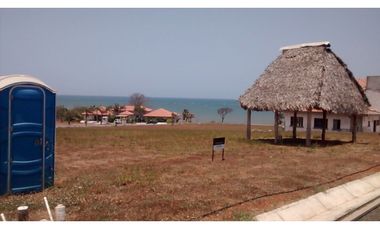 Vendo 2 Lotes  en la Playa *P-VPG-01*