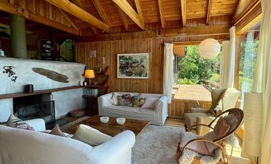 Acogedora casa primera línea Bosque Quillín