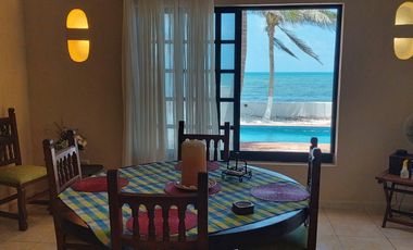 Casa en venta en Puerto Morelos frente al mar