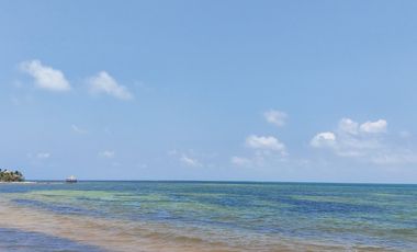 Casa en venta en Puerto Morelos frente al mar