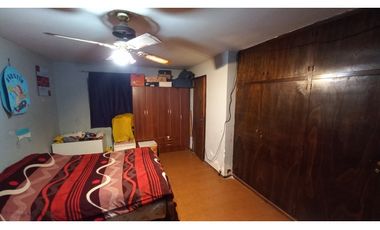 VENDO CASA 3 DORMITORIOS 2 BAÑOS- LOCAL COMERCIAL EN LUZURIAGA MAIPU