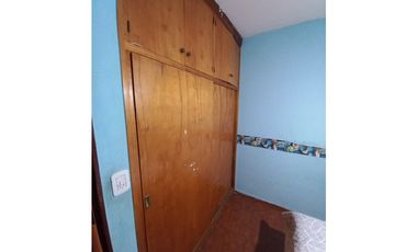 VENDO CASA 3 DORMITORIOS 2 BAÑOS- LOCAL COMERCIAL EN LUZURIAGA MAIPU