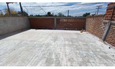 VENDO CASA 3 DORMITORIOS 2 BAÑOS- LOCAL COMERCIAL EN LUZURIAGA MAIPU