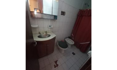 VENDO CASA 3 DORMITORIOS 2 BAÑOS- LOCAL COMERCIAL EN LUZURIAGA MAIPU