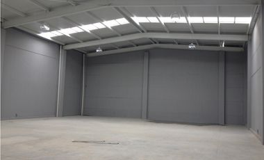 Alquiler o venta de bodegas en la 24 de diciembre (KC)