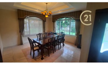 Hermosa casa en Llanos de Curundú -KT