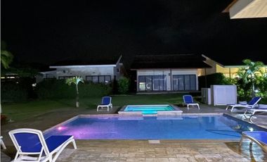 VENTA CASA DE PLAYA CORONADO (JM)