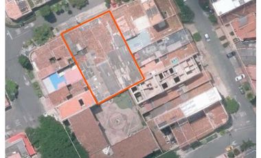 VENDO 4 CASAS LOTE DE 750 m² PARA CONSTRUCCIÓN DE VIVIENDA EN LAURELES