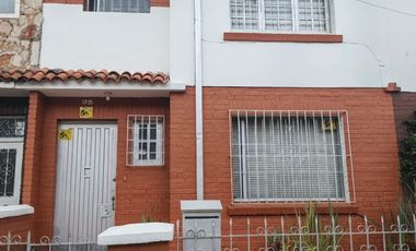 casa en arriendo/venta en san luis-teusaquillo. Cod A11