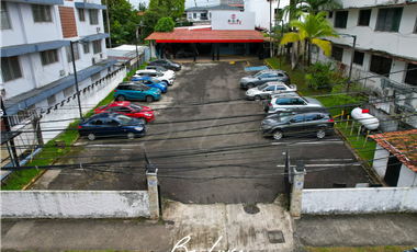 TERRENO/ LOTE EN VENTA CERCA DEL HOTEL VENETO, EL CANGREJO (2)