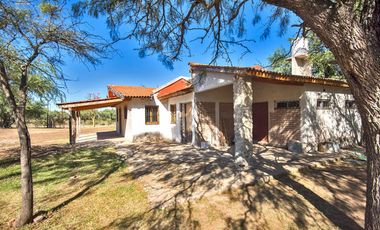 Complejo de CABAÑAS en la localidad de Corralito, Luyaba, Córdoba