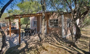 Complejo de CABAÑAS en la localidad de Corralito, Luyaba, Córdoba