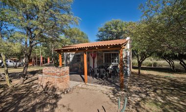Complejo de CABAÑAS en la localidad de Corralito, Luyaba, Córdoba