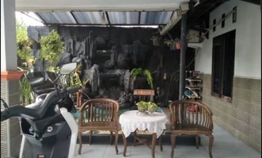 Rumah Bagus Terawat Hoek Depan Taman Siap Huni Di Jatirasa Bekasi