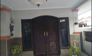 Rumah Bagus Terawat Hoek Depan Taman Siap Huni Di Jatirasa Bekasi