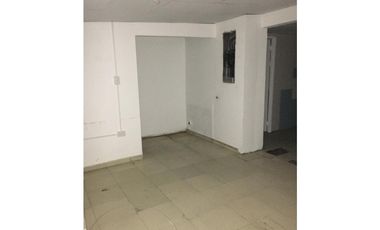 LOCAL COMERCIAL REMODELADO EN VIA PORRAS 100M2