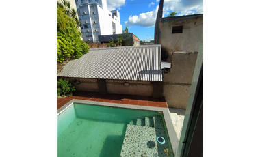 IMPORTANTE PROPIEDAD EN VILLA SARITA, SOBRE AV. ROCA