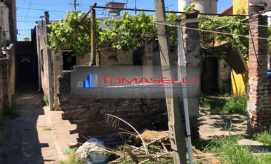 VENTA - VILLA MADERO - PH 3 AMBIENTES AL FRENTE A REFACCIONAR - SOBRE LOTE DE 7.06m x 34.93m