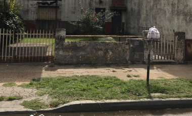 VENTA - VILLA MADERO - PH 3 AMBIENTES AL FRENTE A REFACCIONAR - SOBRE LOTE DE 7.06m x 34.93m