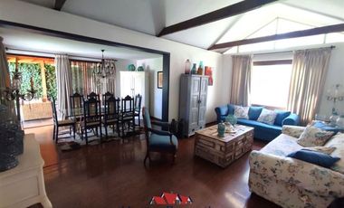 Casa en Venta en Av Apoquindo